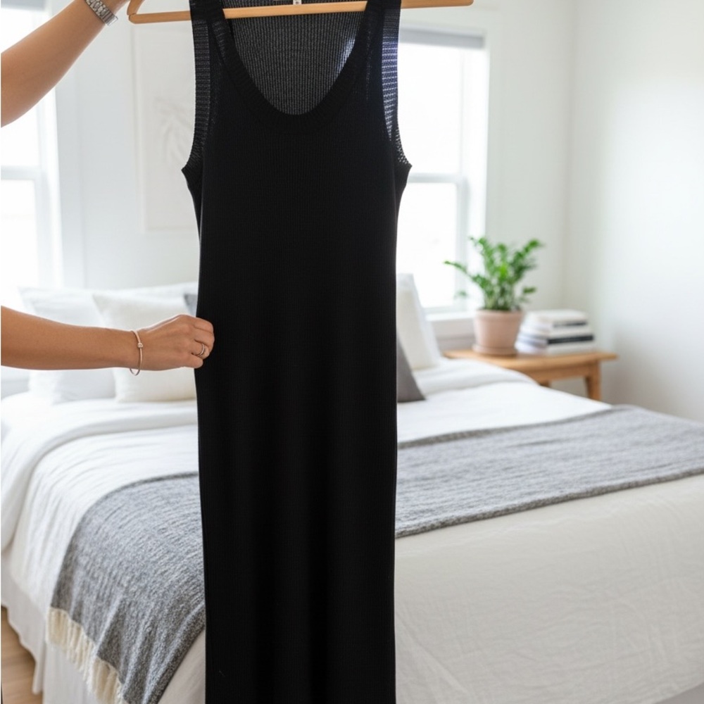Black Sleeveless Knit Dress